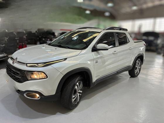FIAT TORO 2.4 16V MULTIAIR FLEX FREEDOM AT9